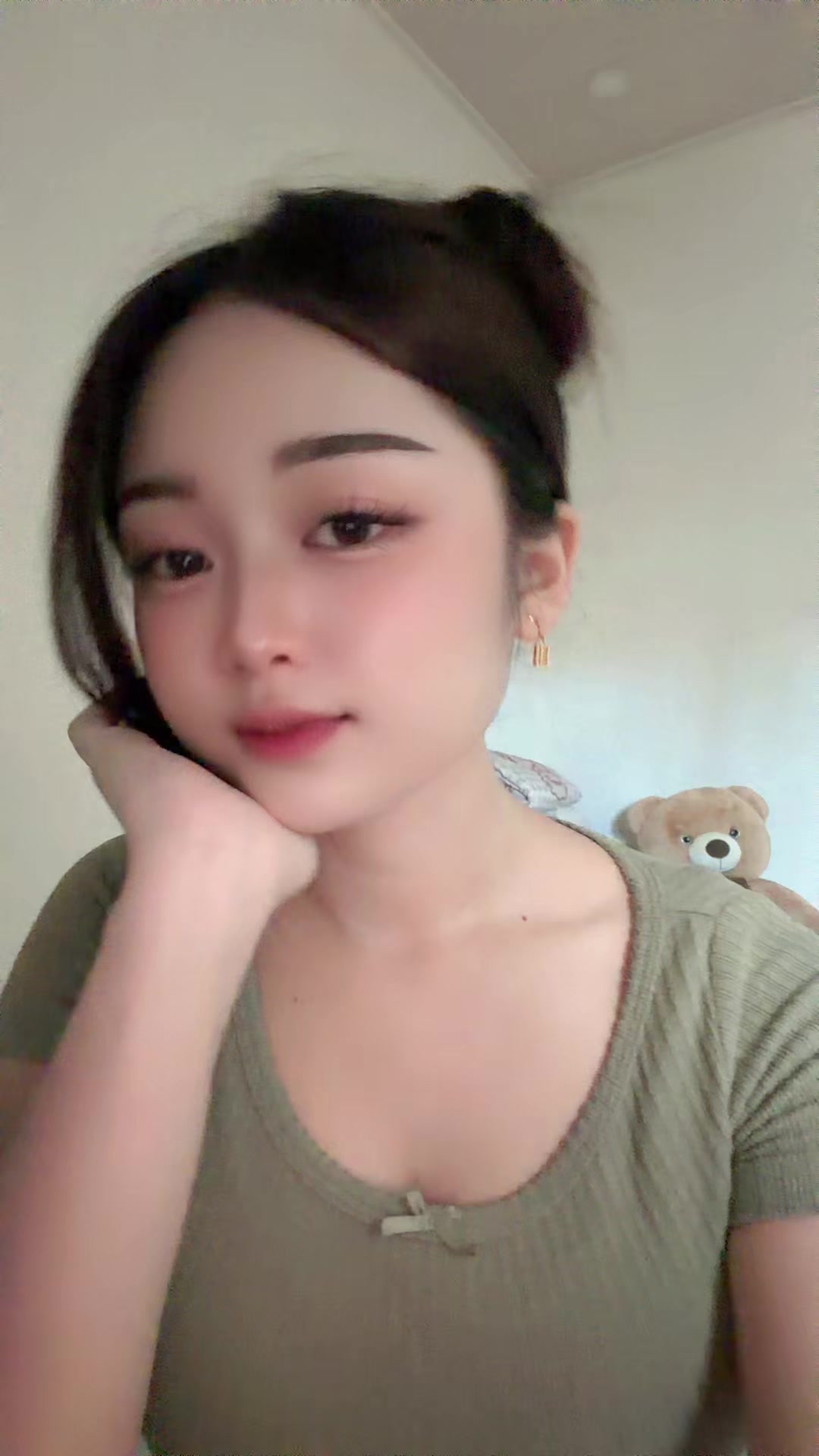 @_vyor