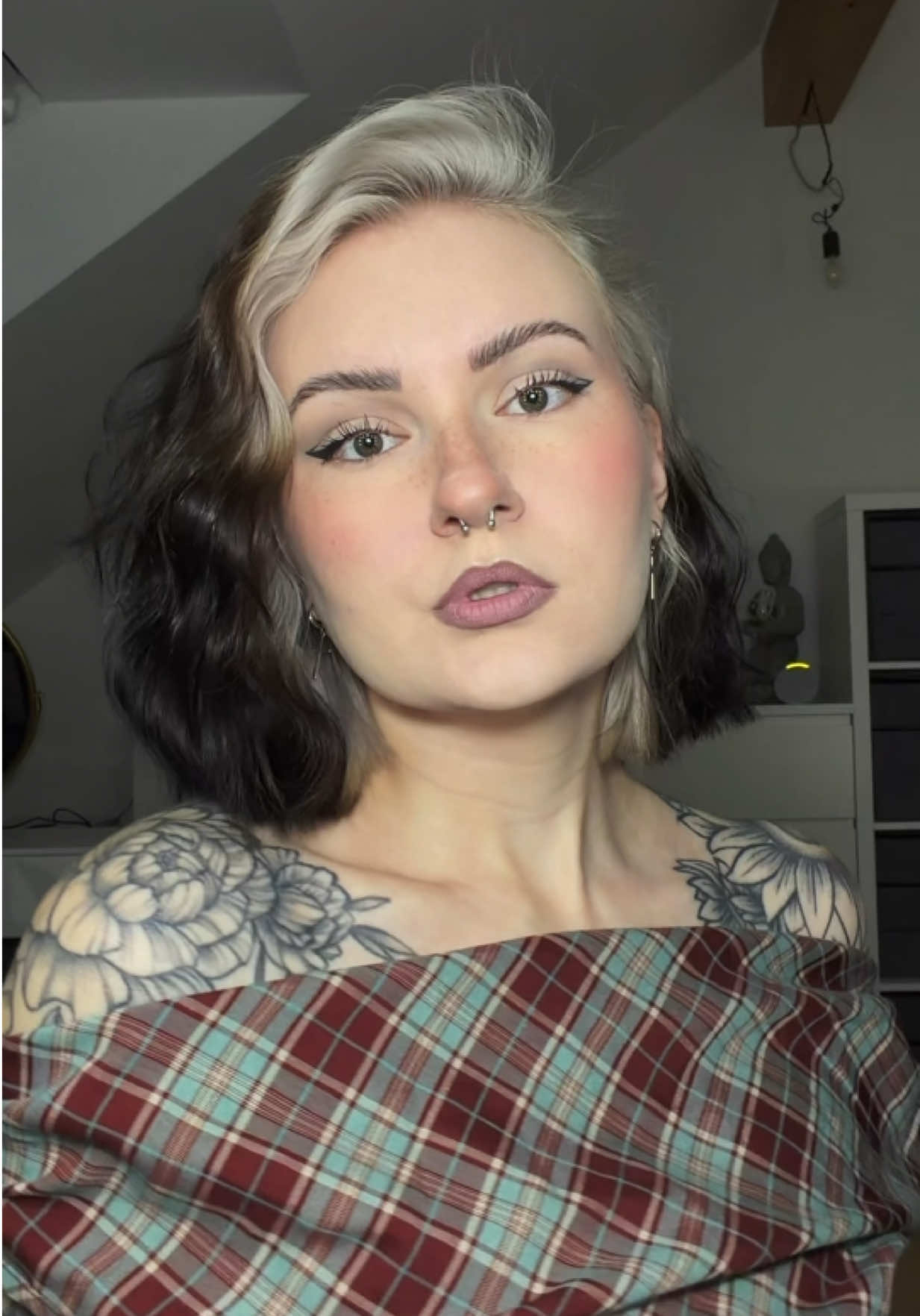 @Lisasabrinaxo