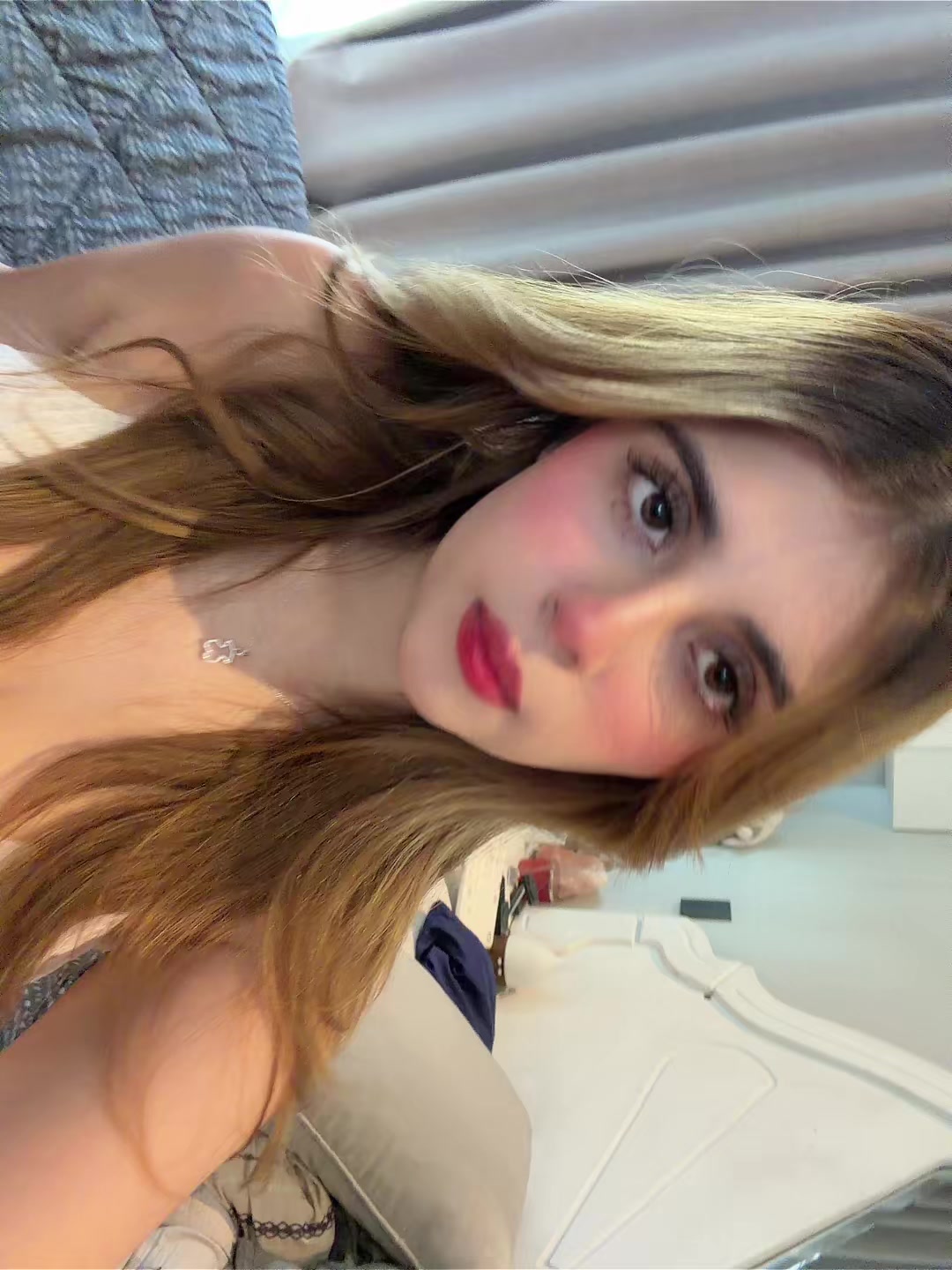 @izkuT
