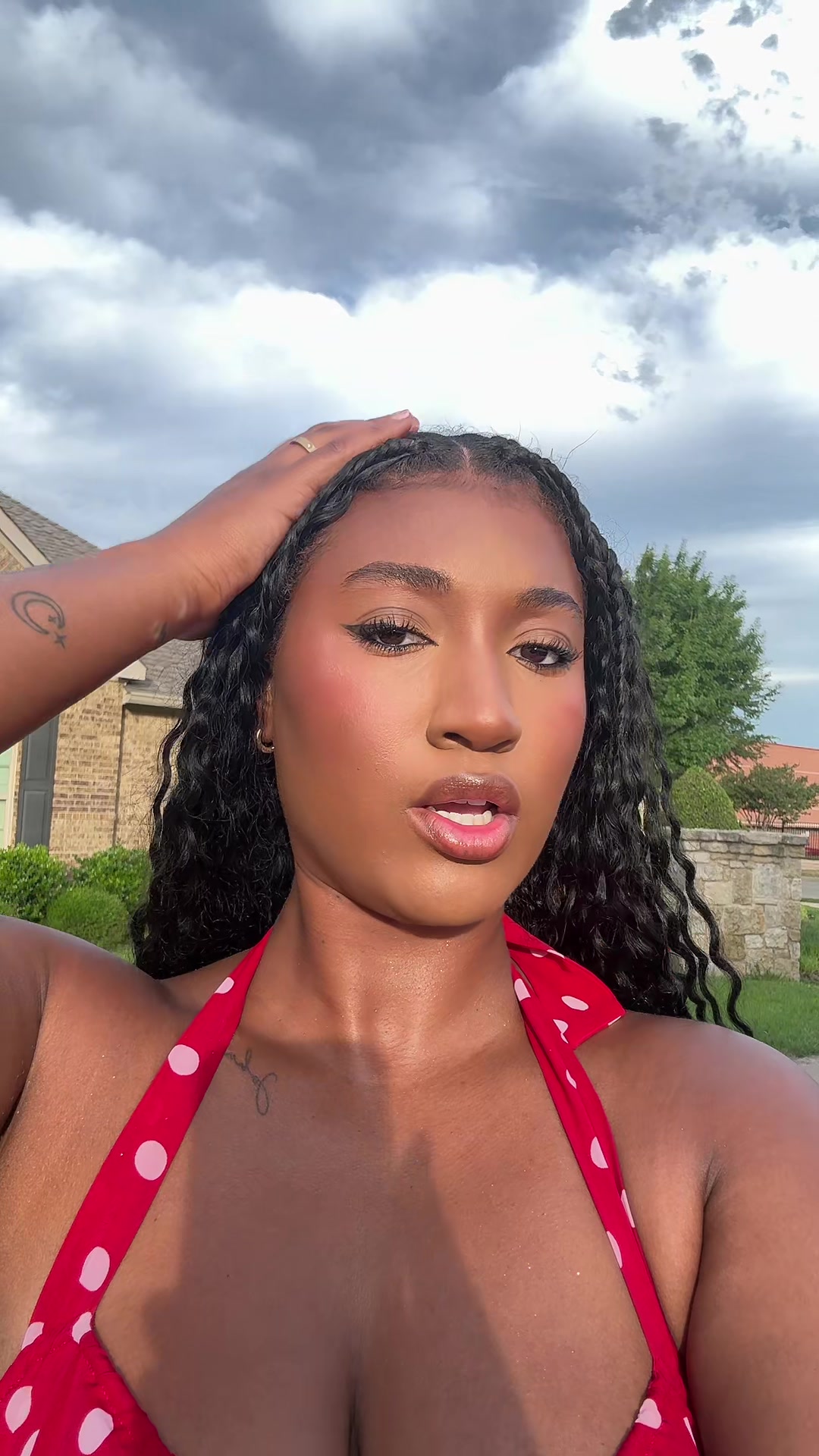 @jazmyneshai