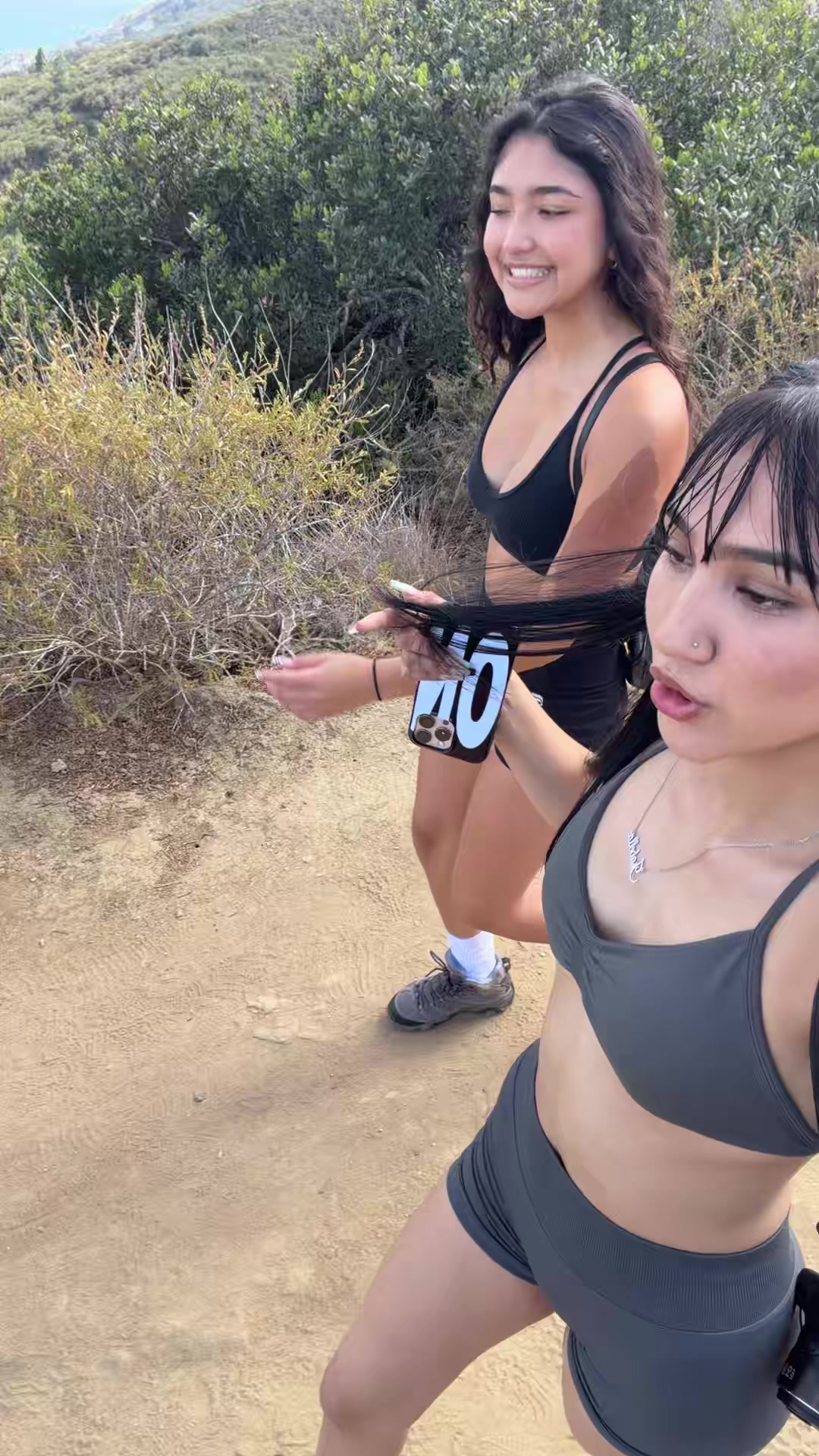 @Isabella