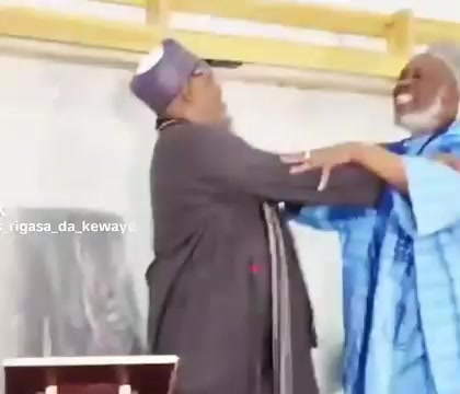@SIRAJO ZAKARI 111