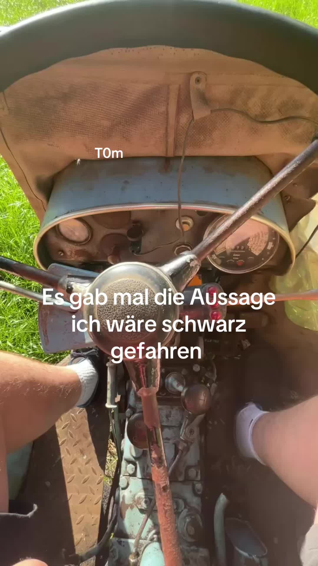 @t0m