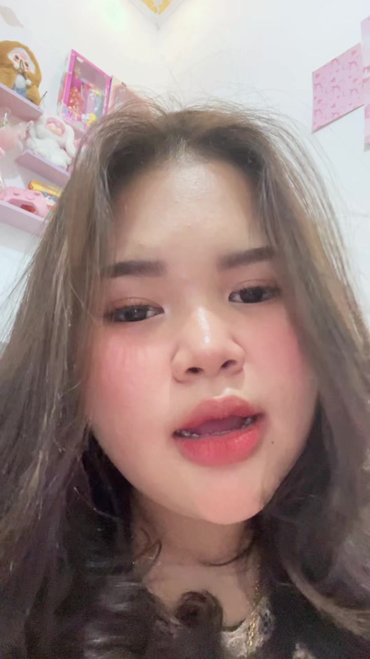 @Nisaa18