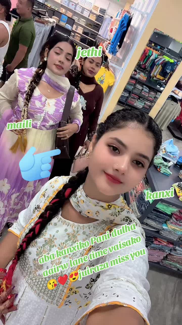 @Aliya Khan