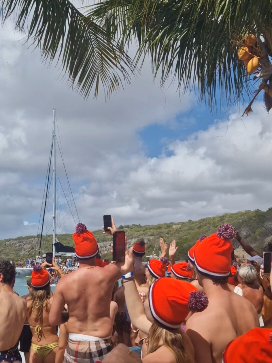 @Dushi Travel Guide Cura&ccedil;ao