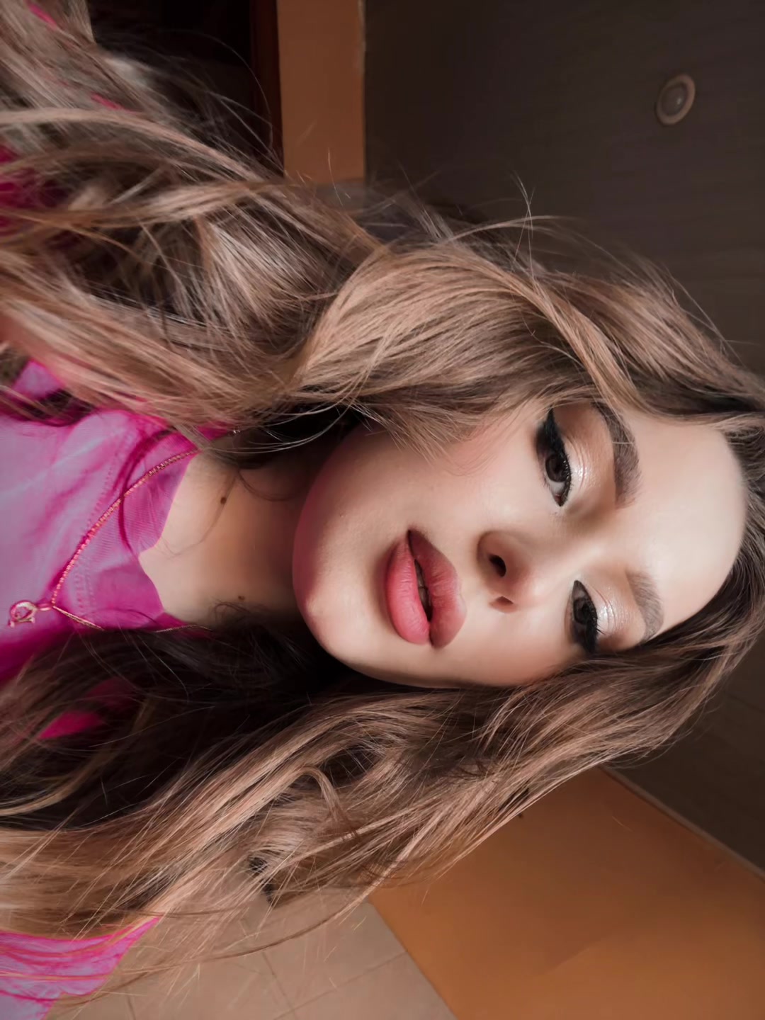 @894