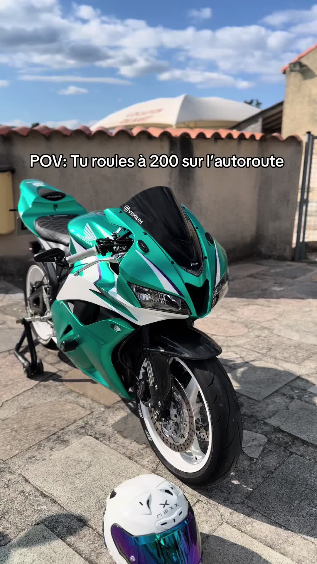 @Vekium