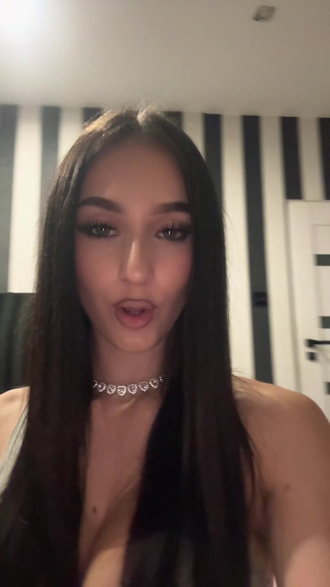 @𝐄𝐦𝐢𝐥𝐲🇫🇷🇵🇱