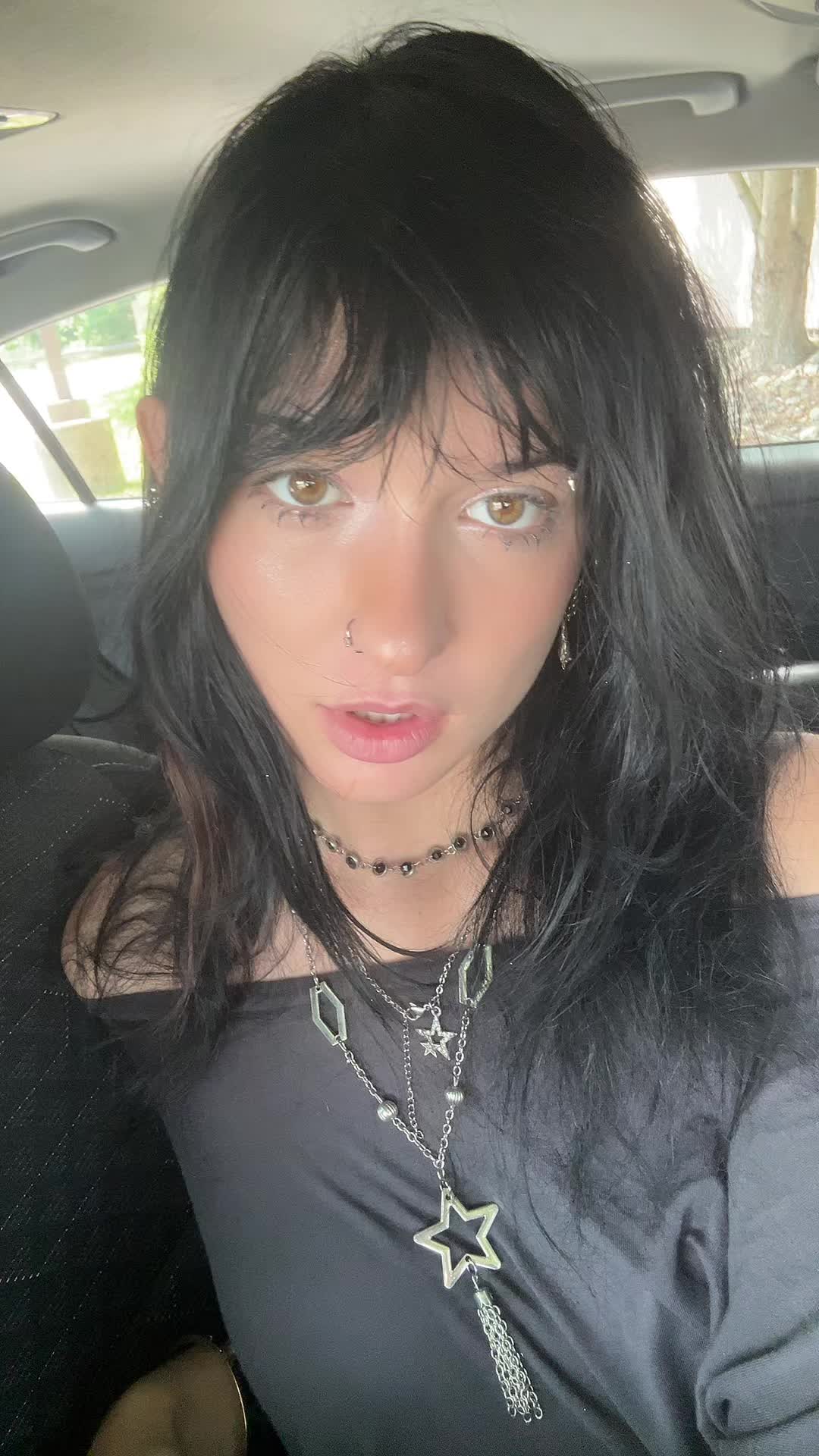 @…