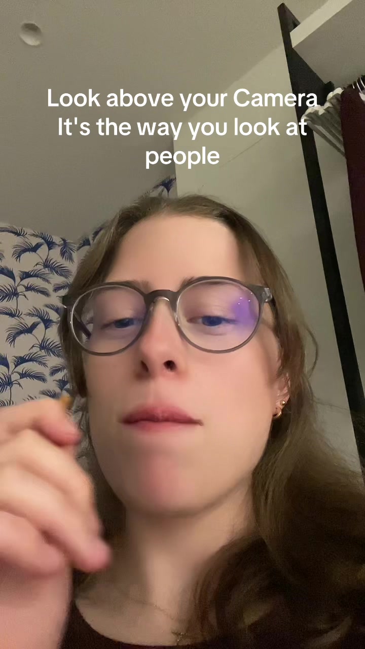 @julie🕯️