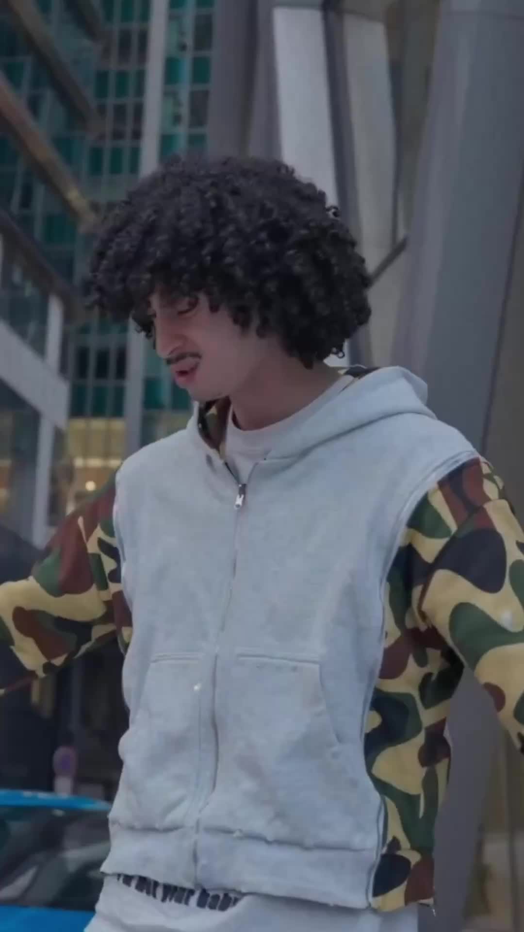 @Twistyi