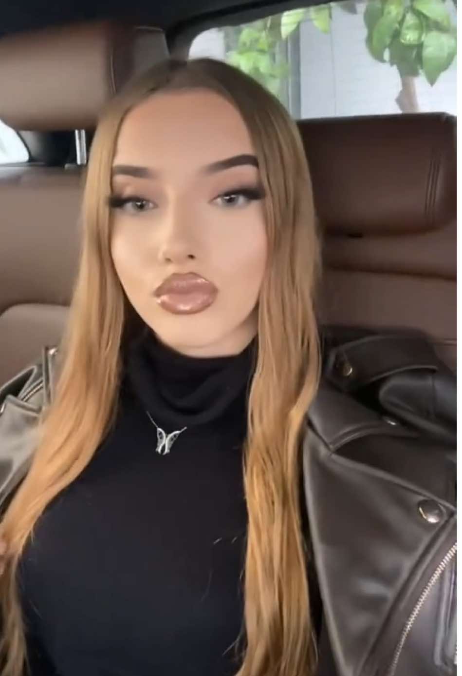 @E'