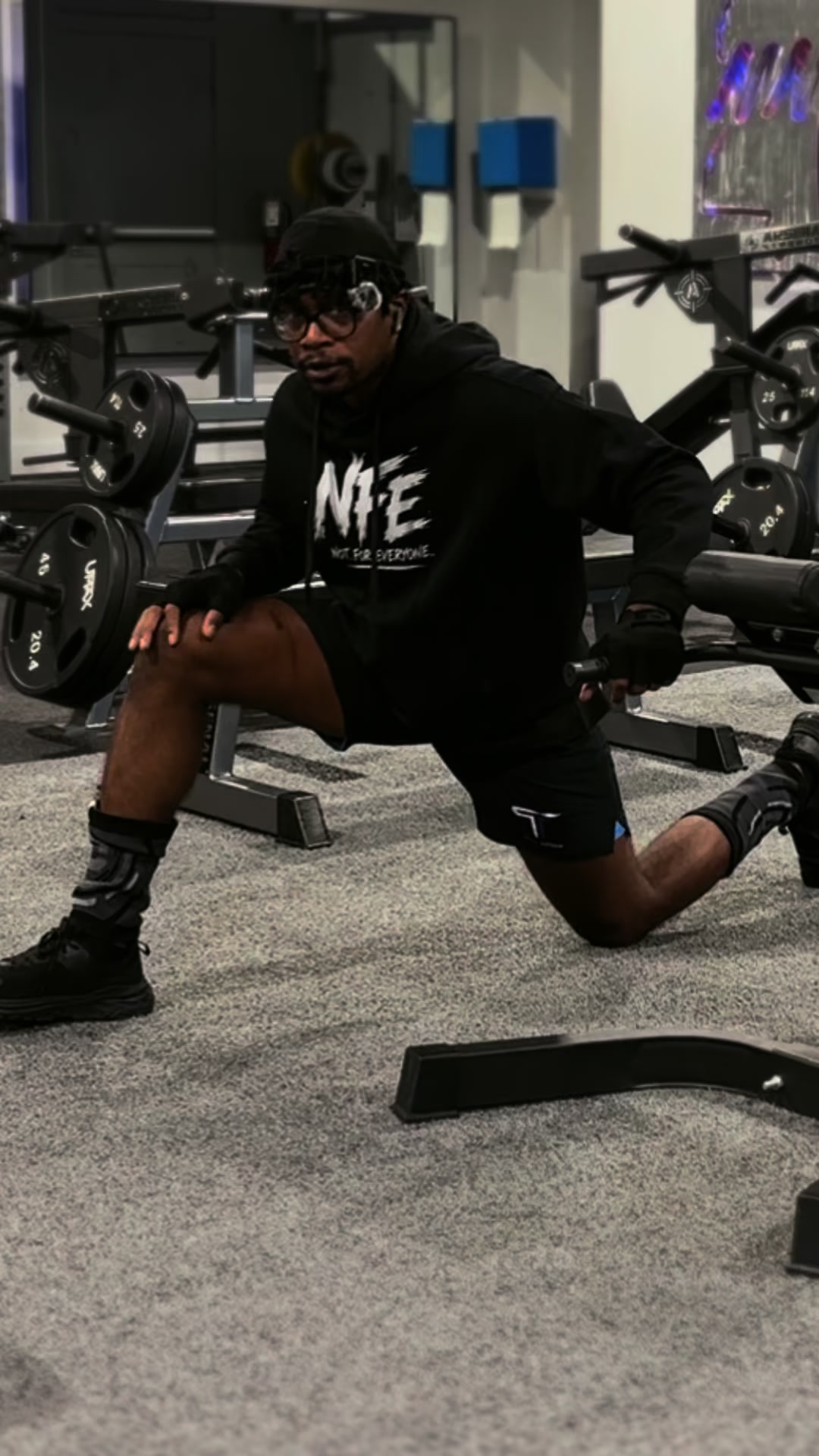 @Its_Antuan(N.F.E)