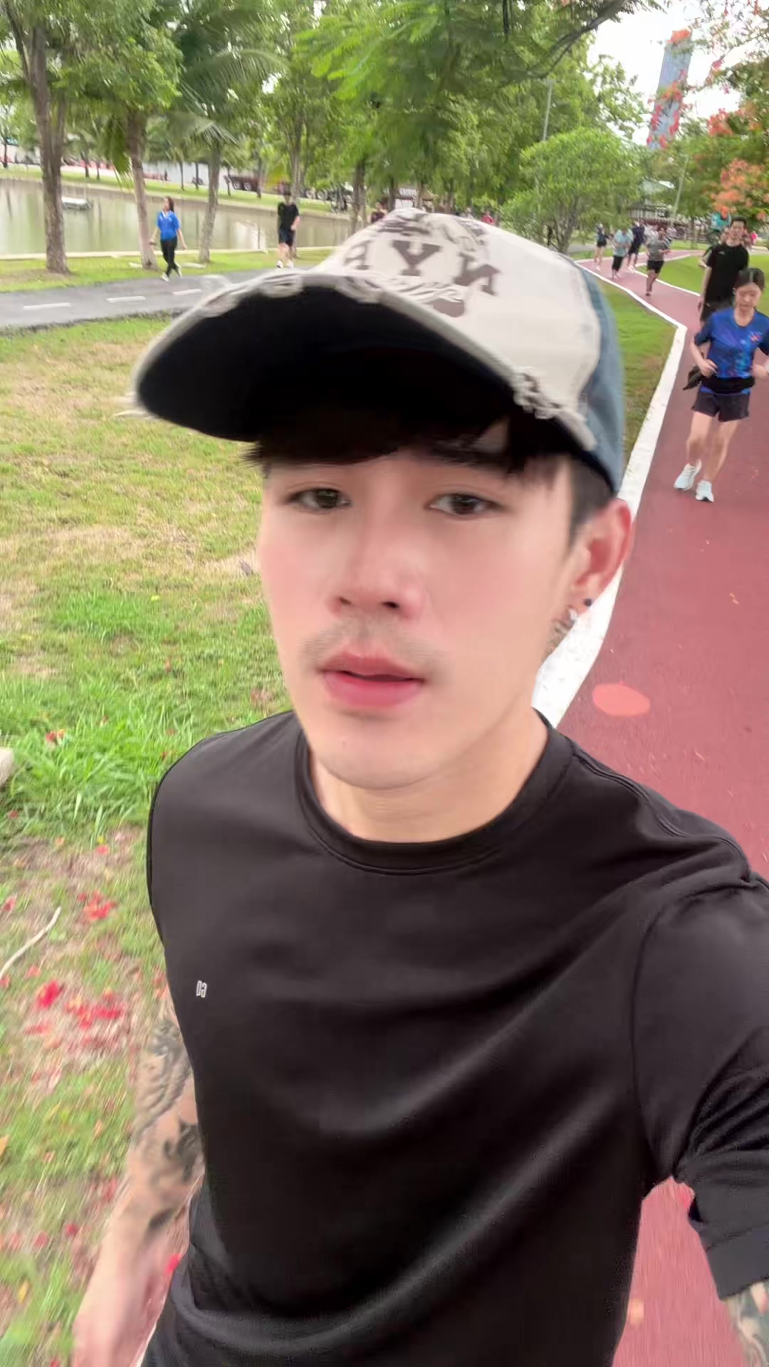 @Boy kangtong
