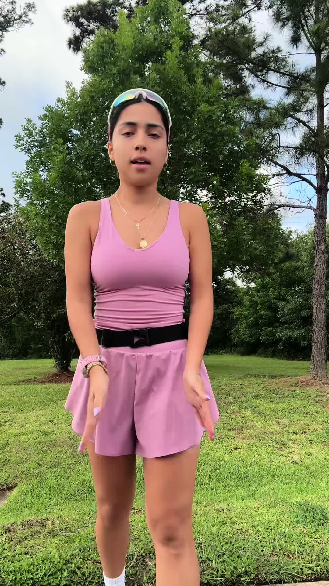 @Elizabeth Trujillo 🎀