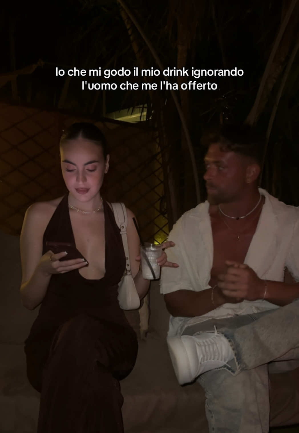 @HostessPanamera