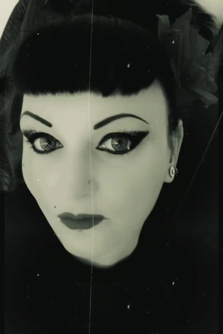 @🦇Abbey Von Stein🦇