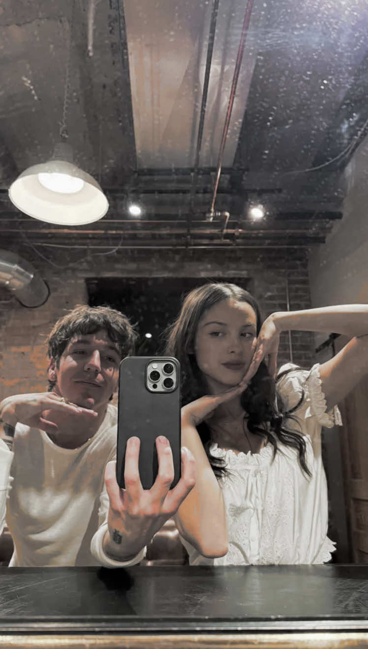 @𝒮𝒶𝓋 ⊬⸆⸉
