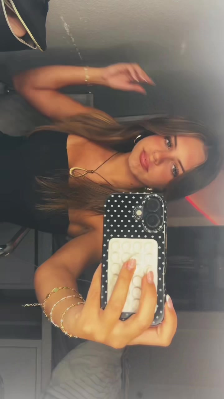 @hannah⚡️