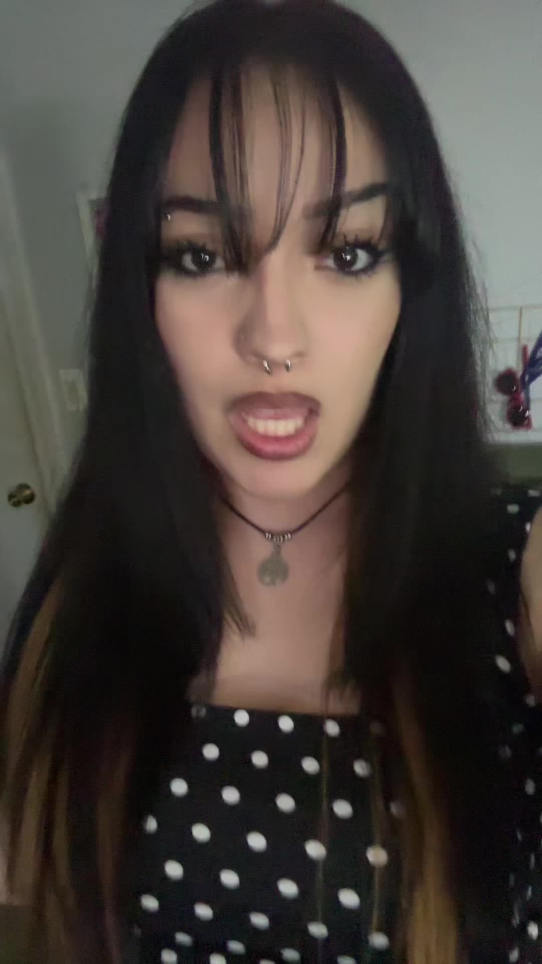 @️🦴vana