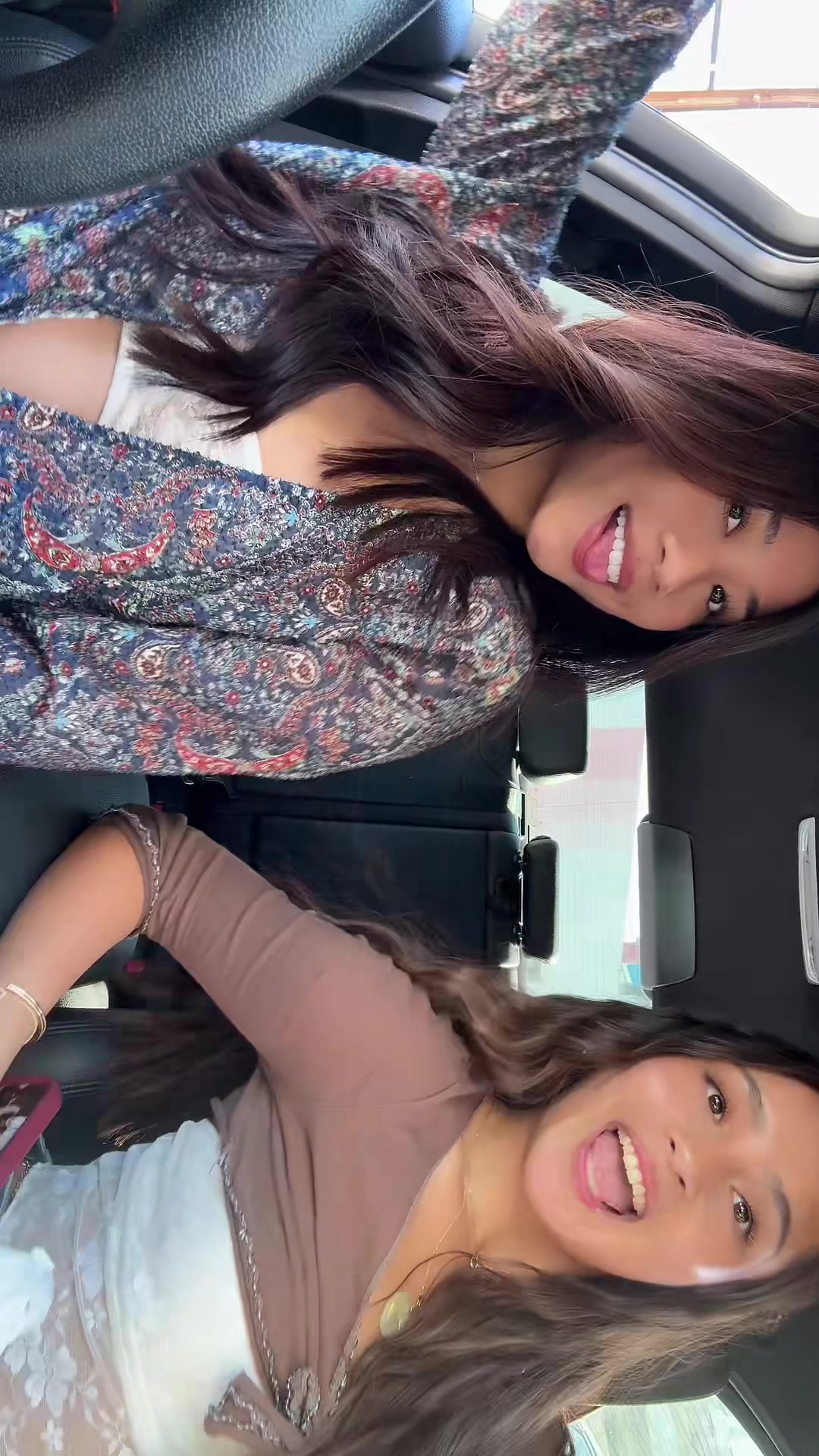 @laurenvillaruel