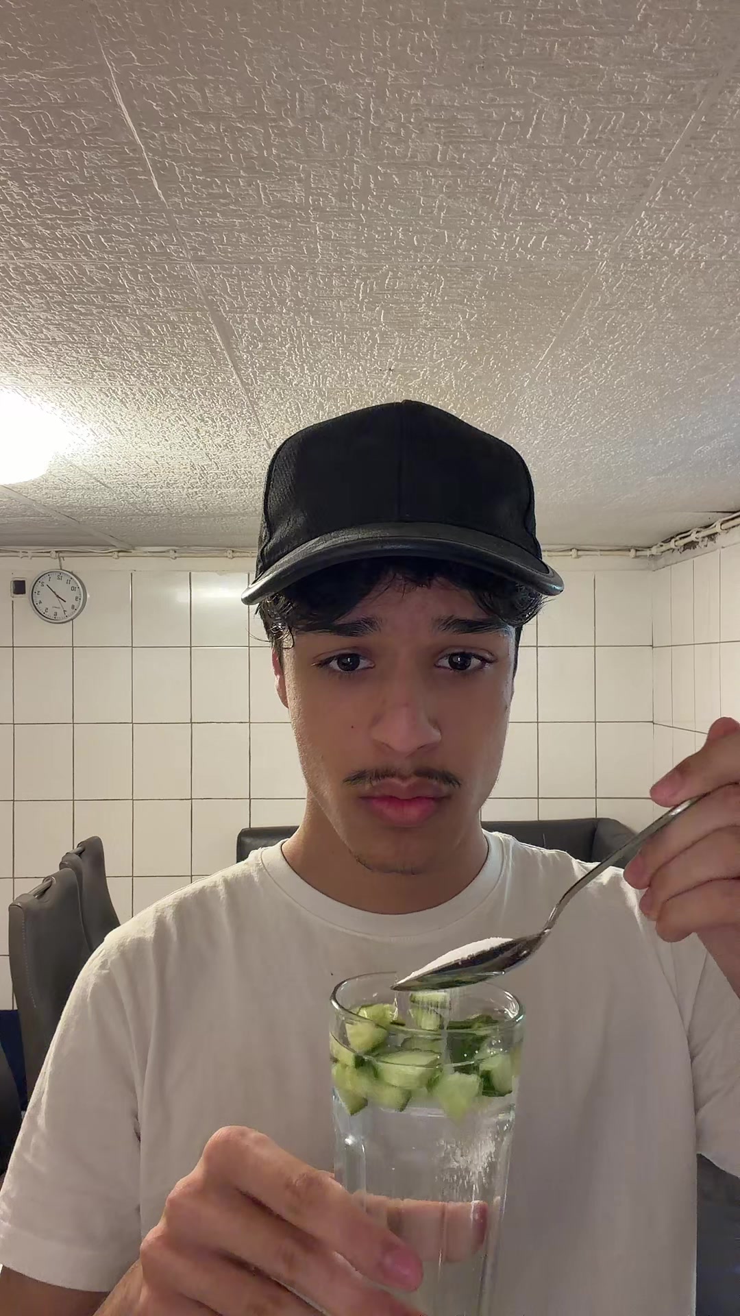 @Hewadbroo