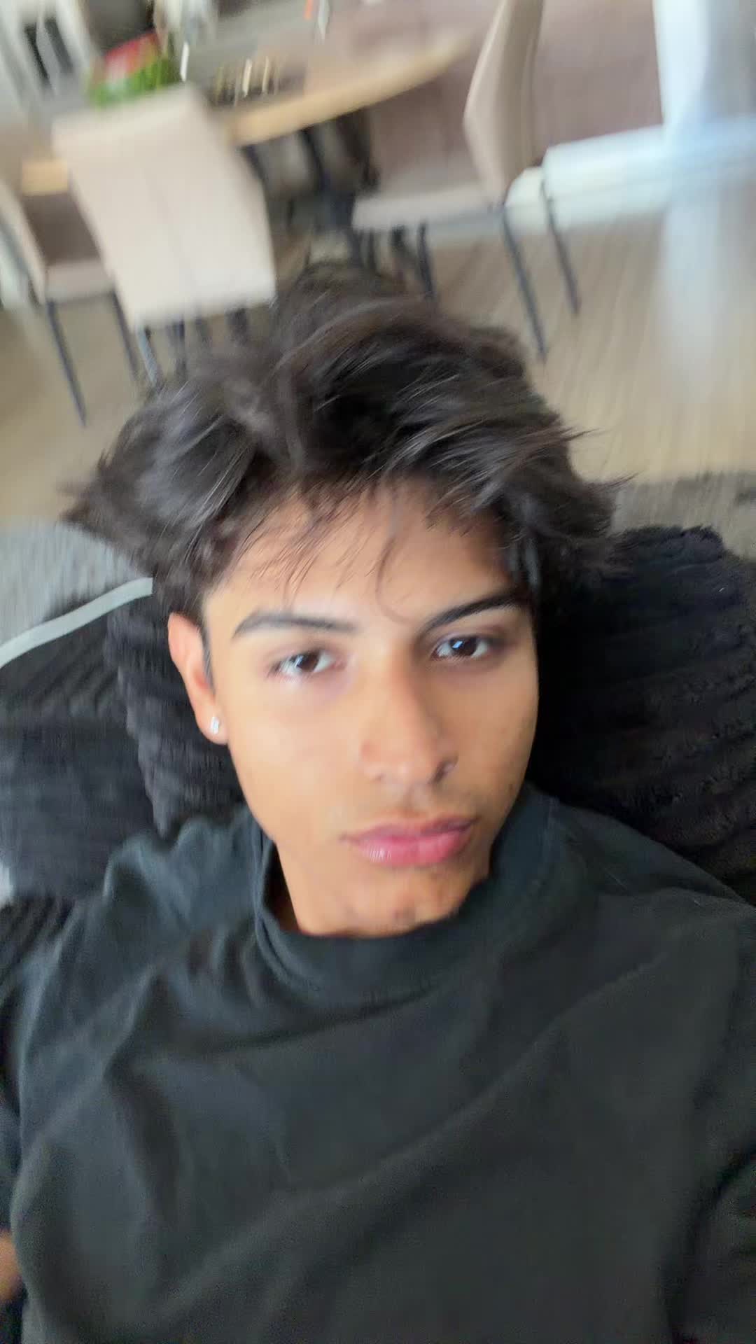 @𝒹