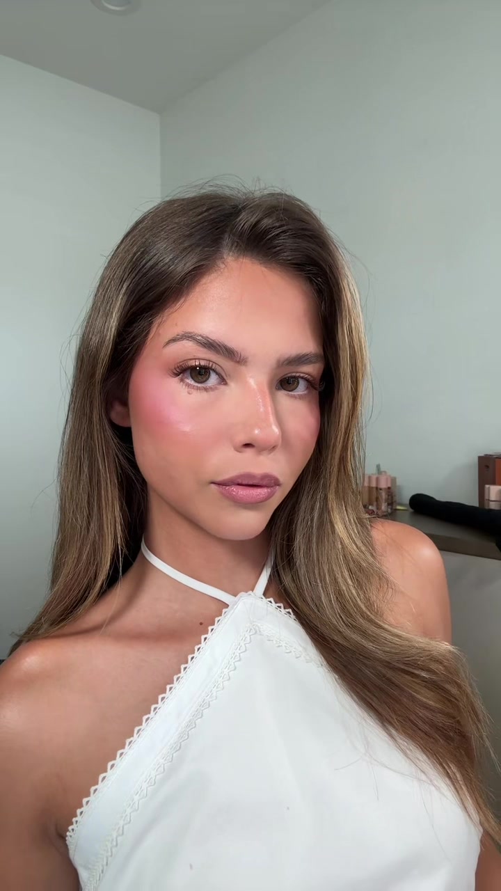 @FaceByLilyRose
