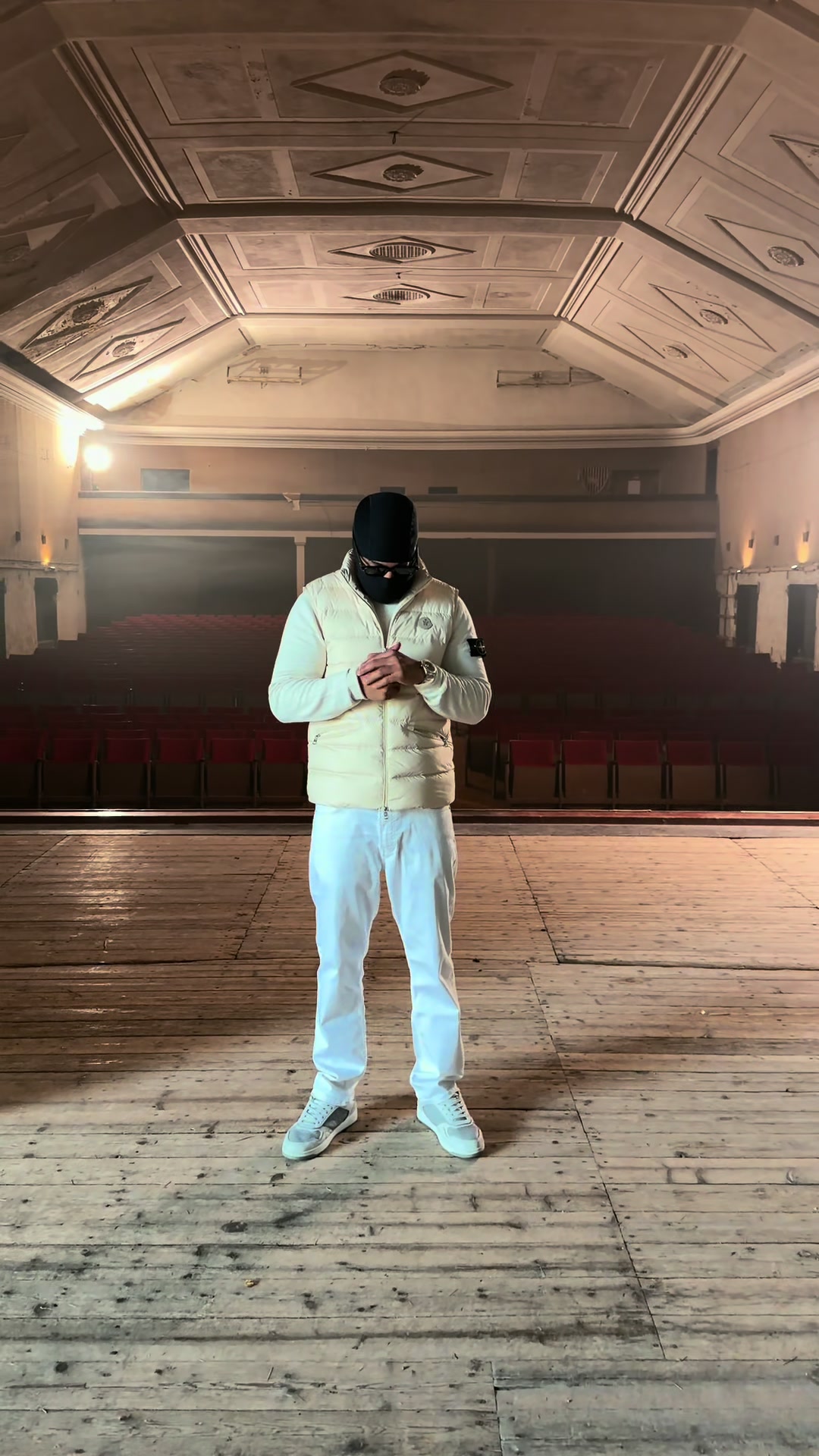 @HoodBlaq