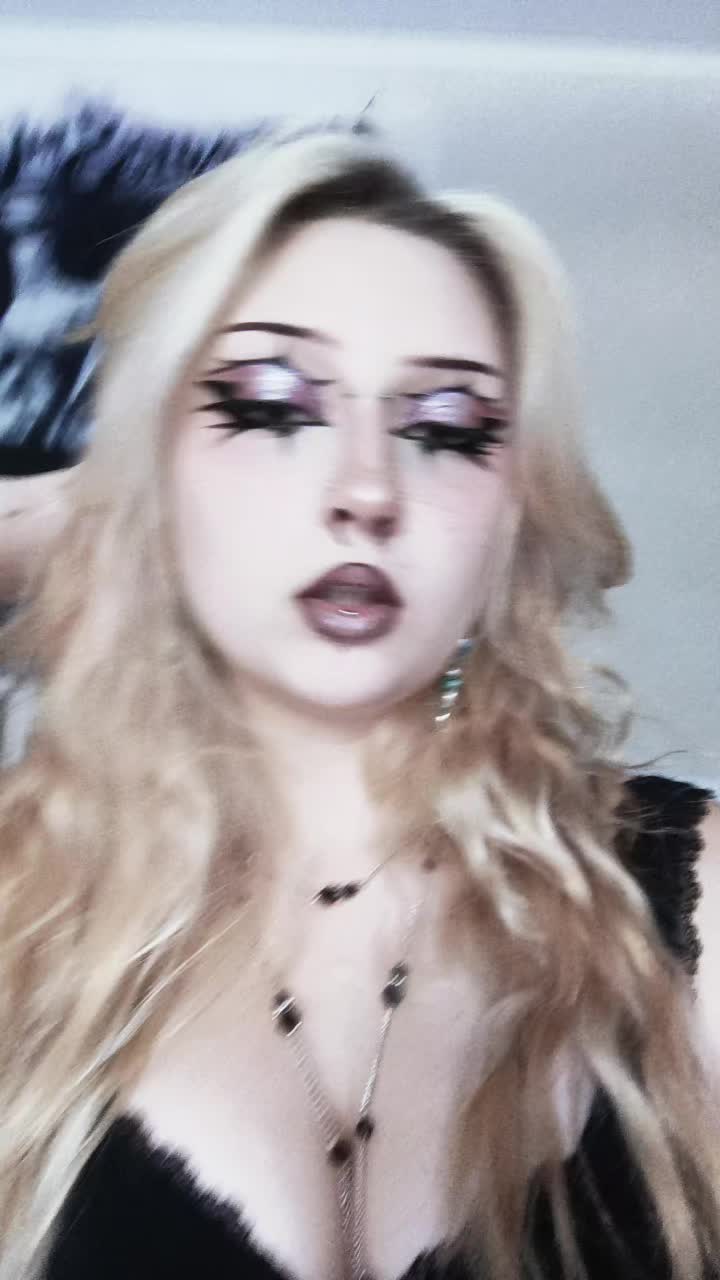 @⦻джессика⦻ 🪣♋