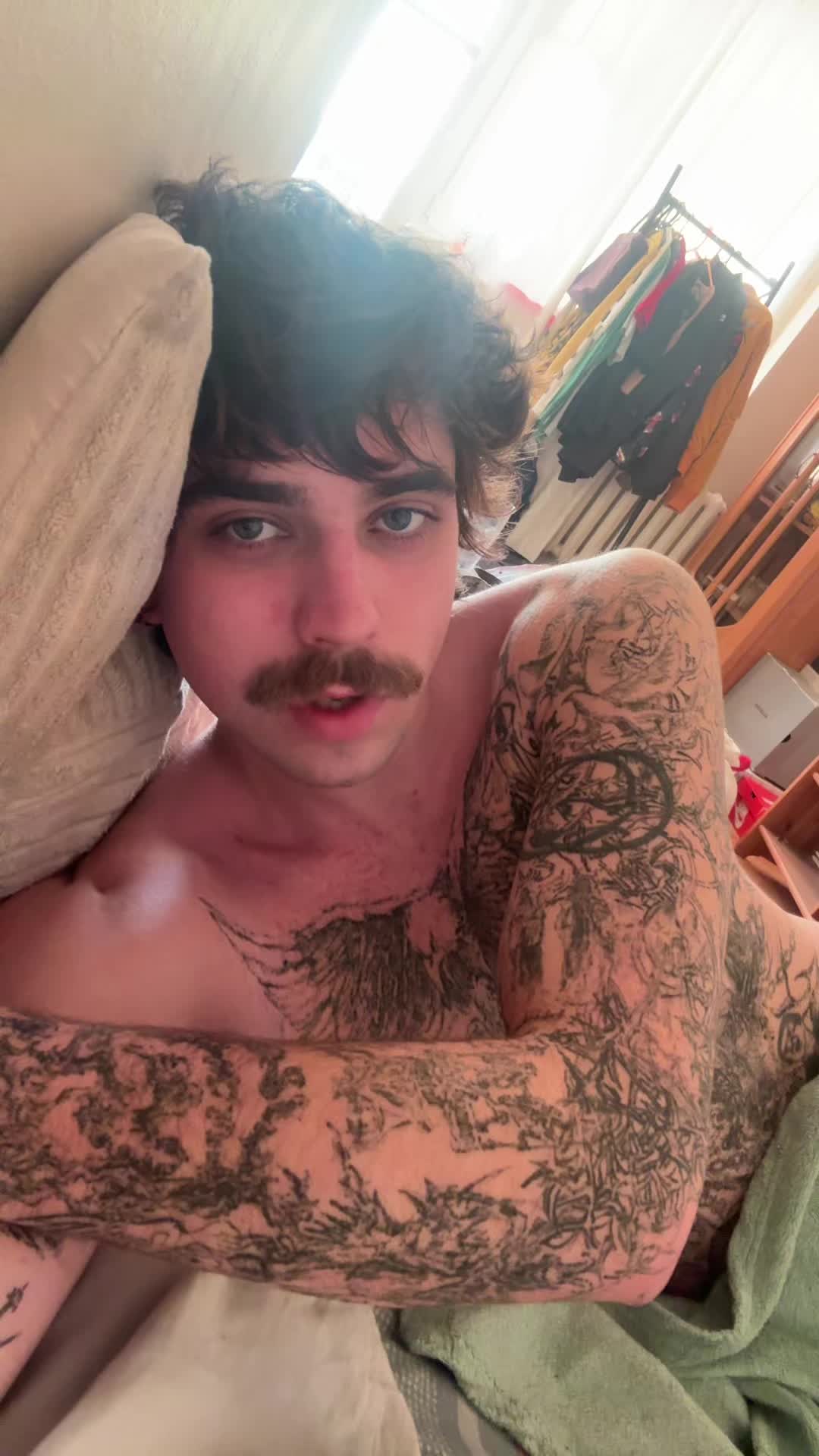 @majkelessa