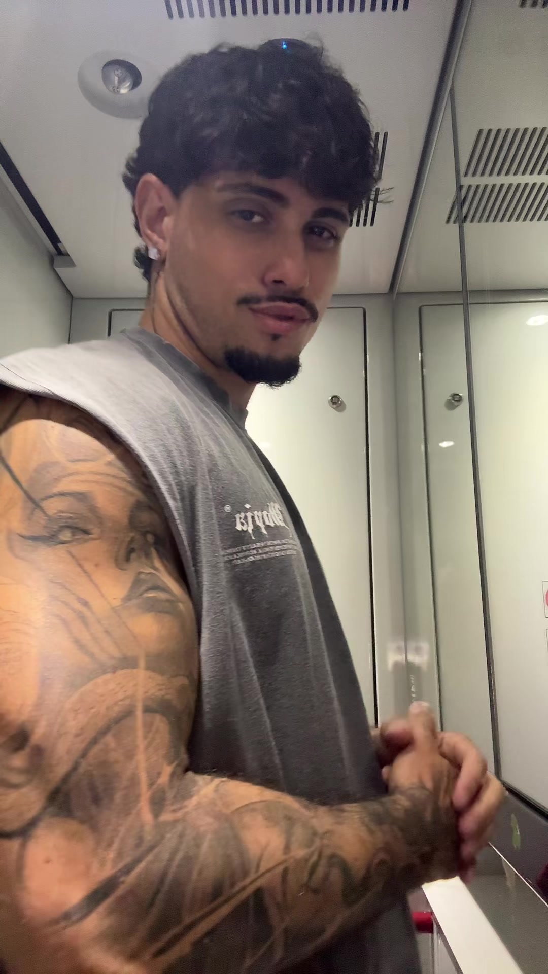 @raffaelenovielloo