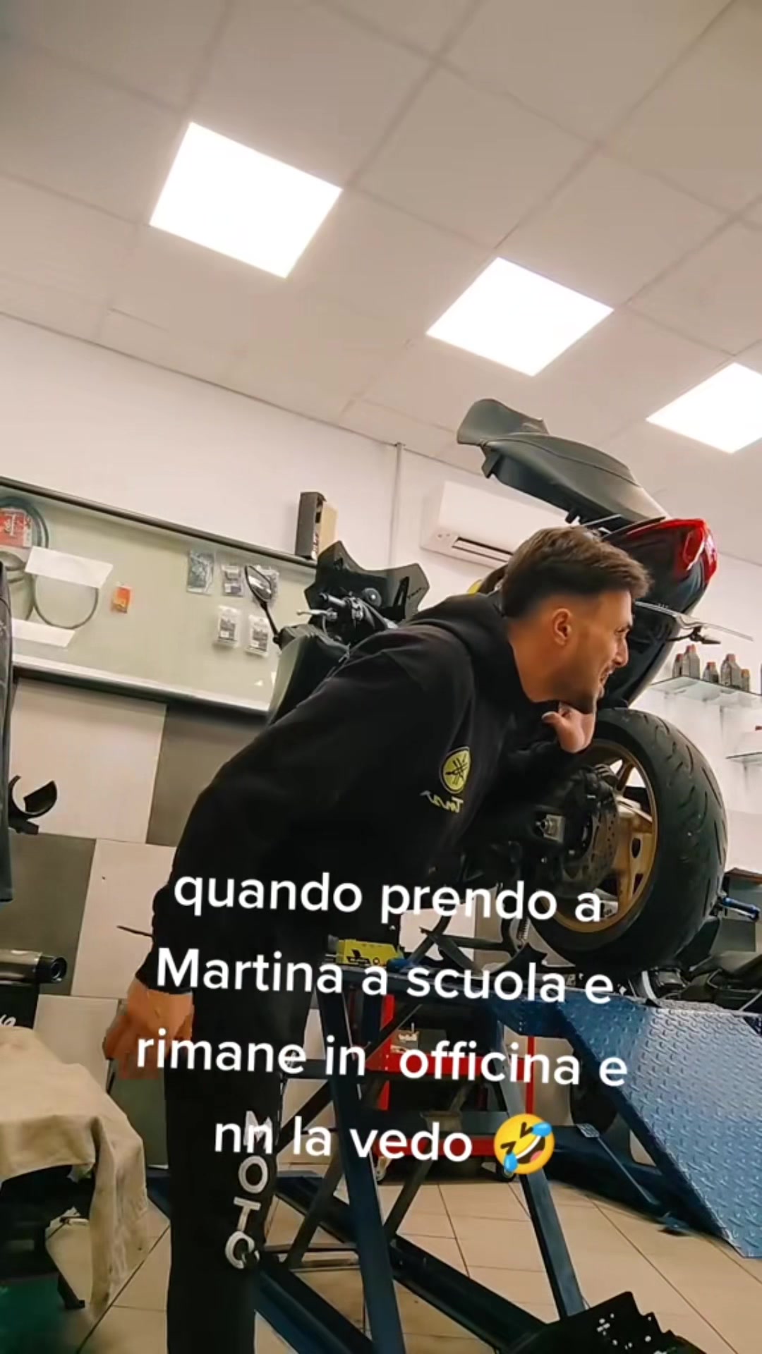 @nellino🏍️