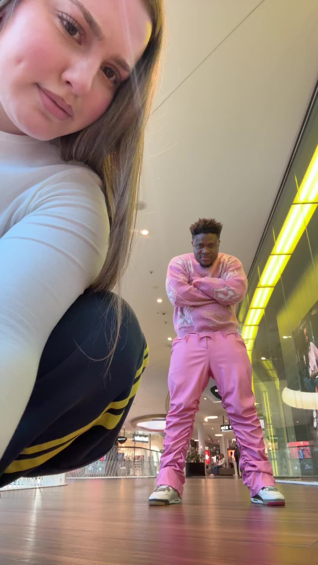 @sarasmnnn
