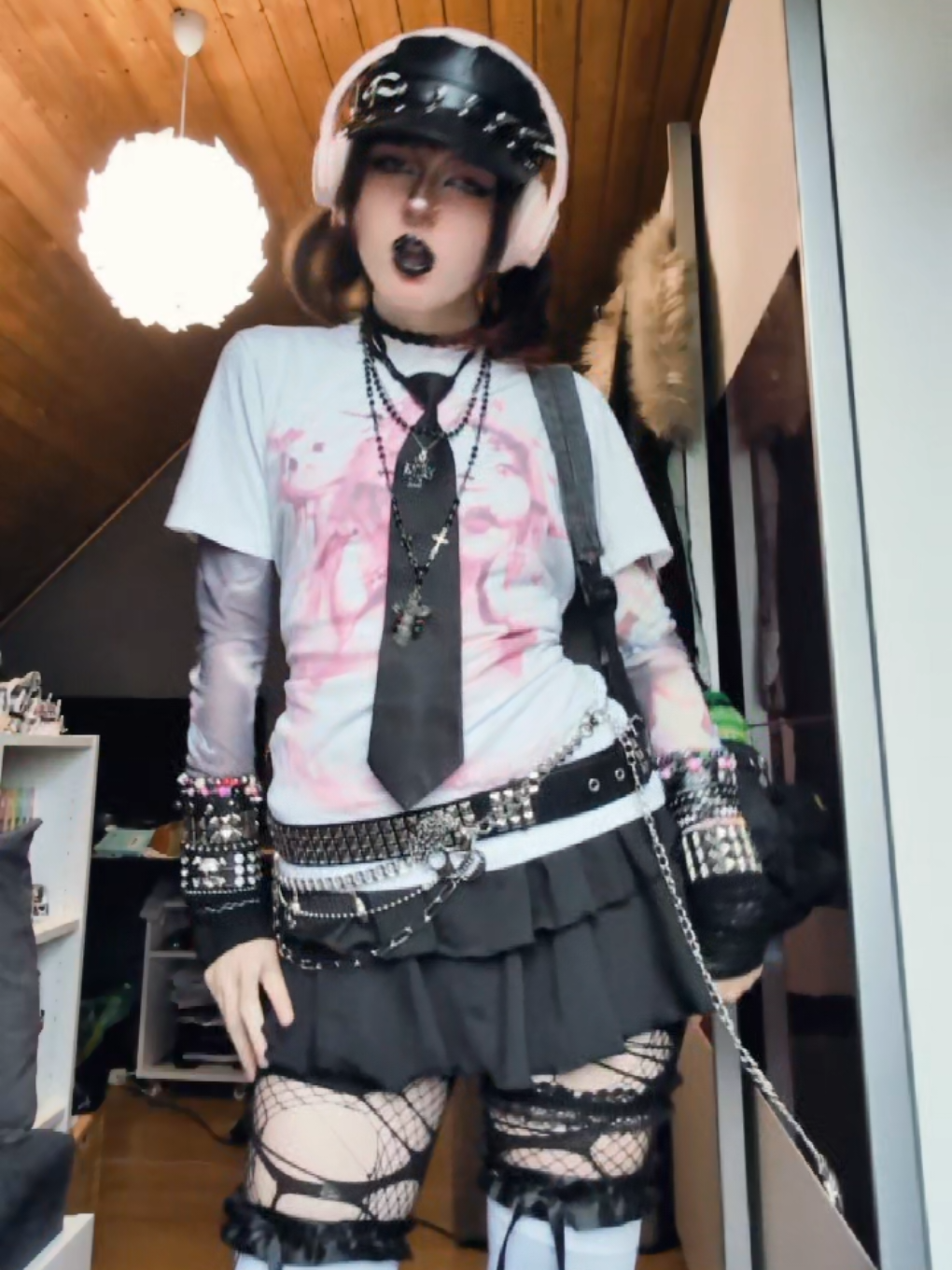 @Laura~๐ค๐ฅ๐๐ช-๐ค๐๐ ๐ฅ๐ฅ๐๐โฏ
