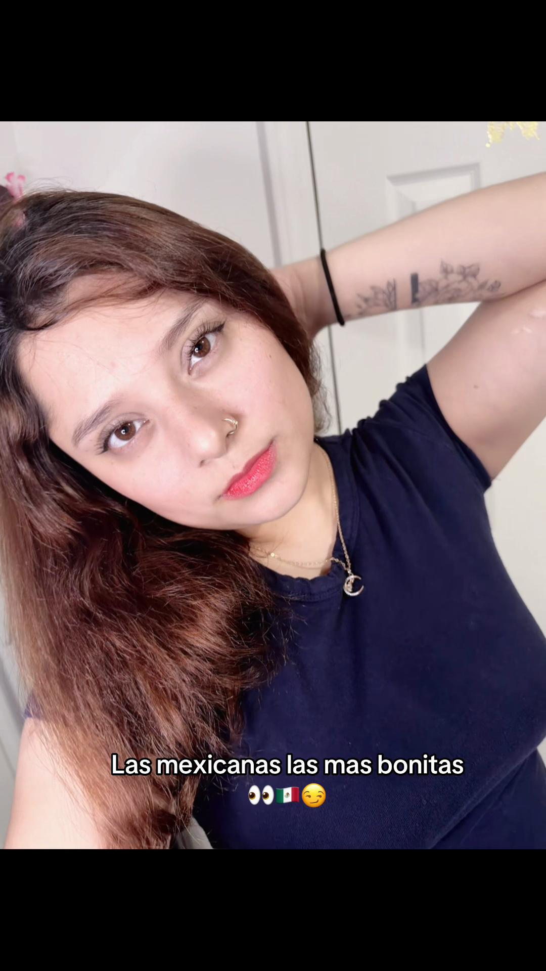 @𝑬𝒔𝒎𝒚💋