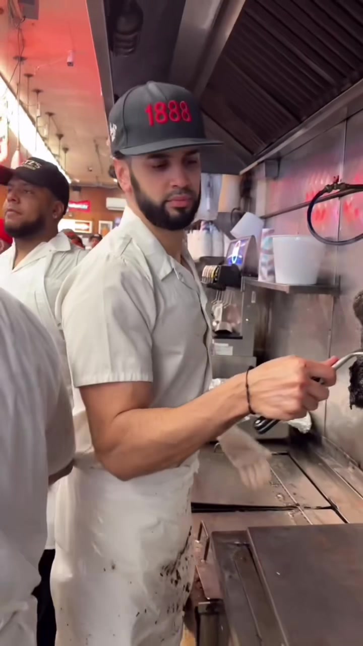 @Street_Food368