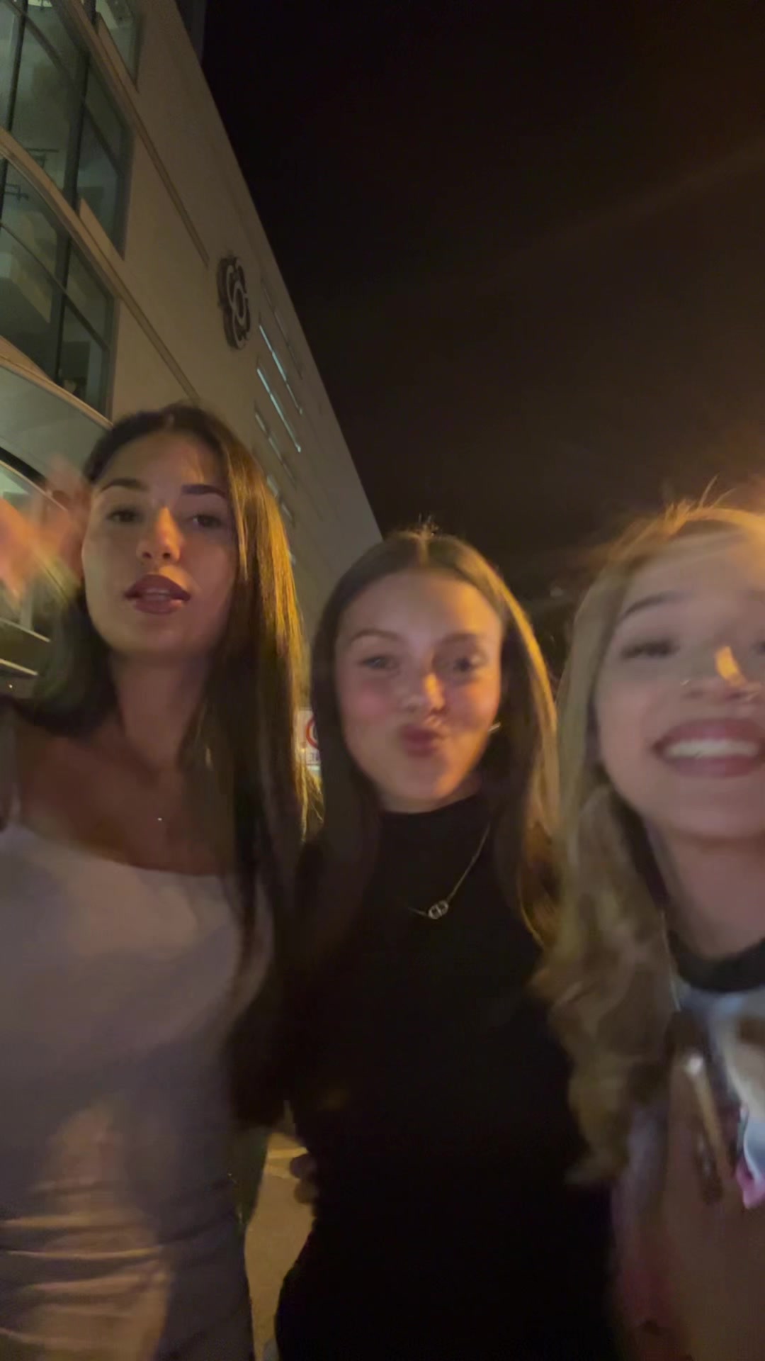 @carinaaundso