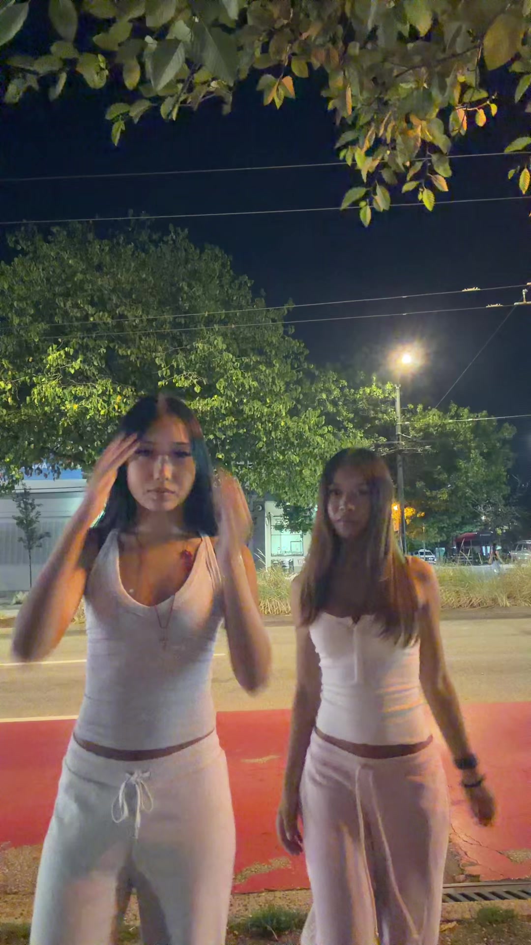 @JX