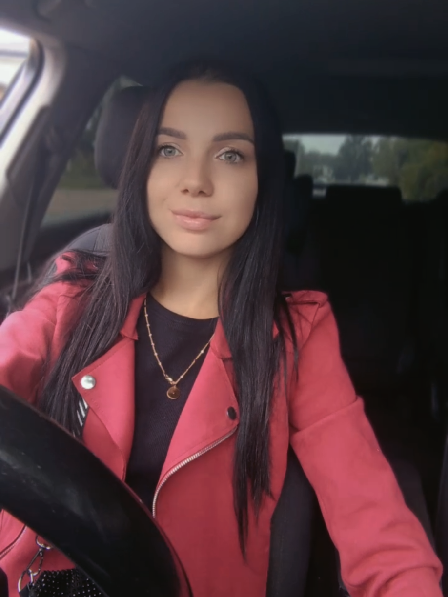 @czarneniebo___