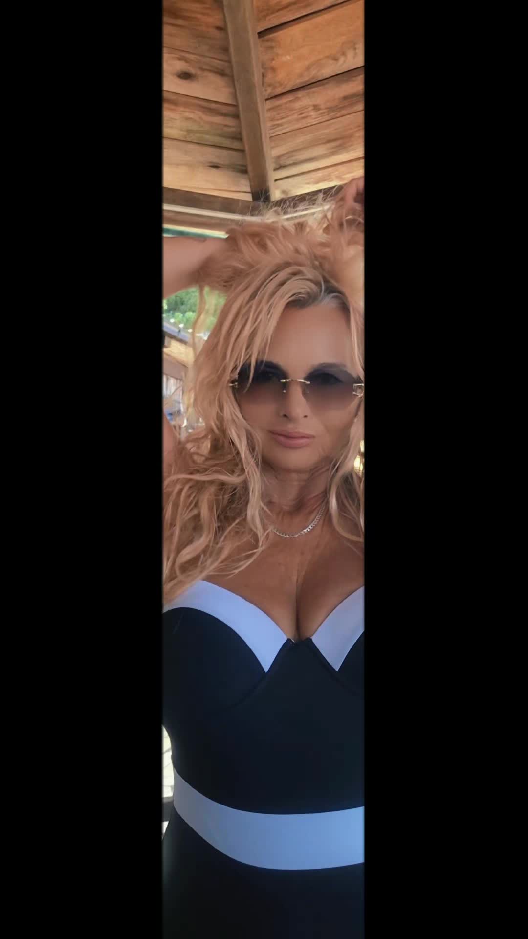 @Tatyana Tadić