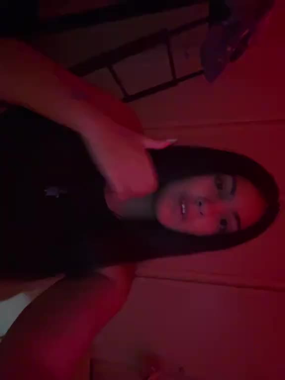 @__alisia24__