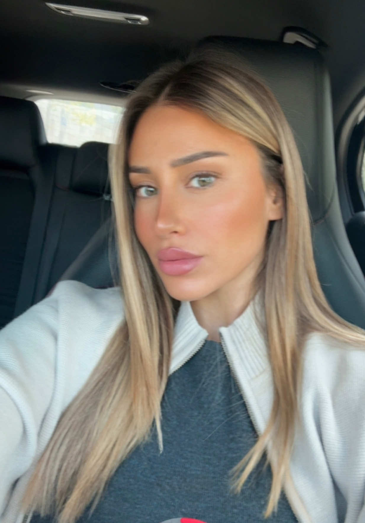 @Ana-Maria