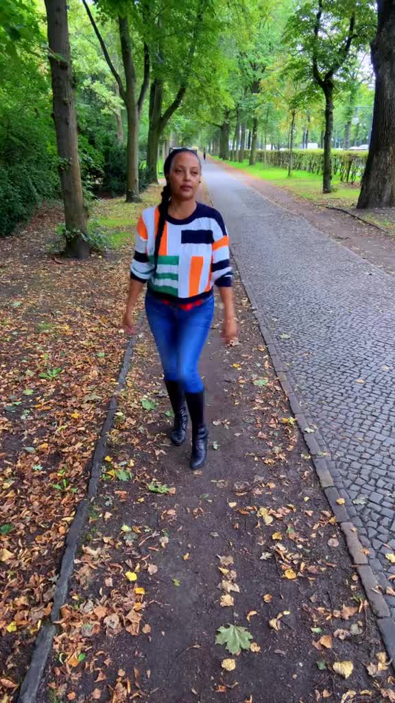 @parisyomama