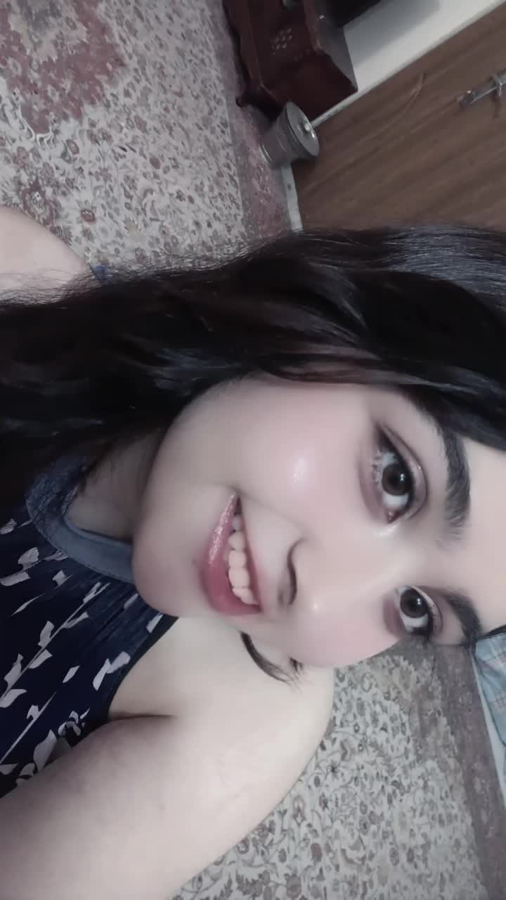 @𝐻𝑒𝓁𝒾𝒶 🐇💕