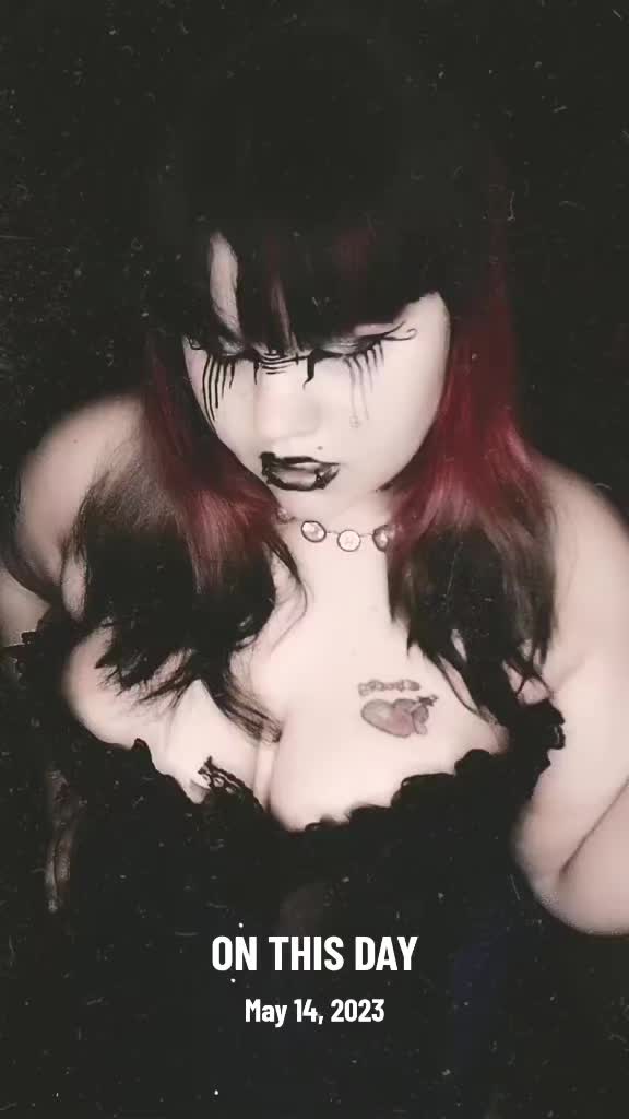 @𖤐🜏GoldenBabyfangsGhuleh🜏𖤐