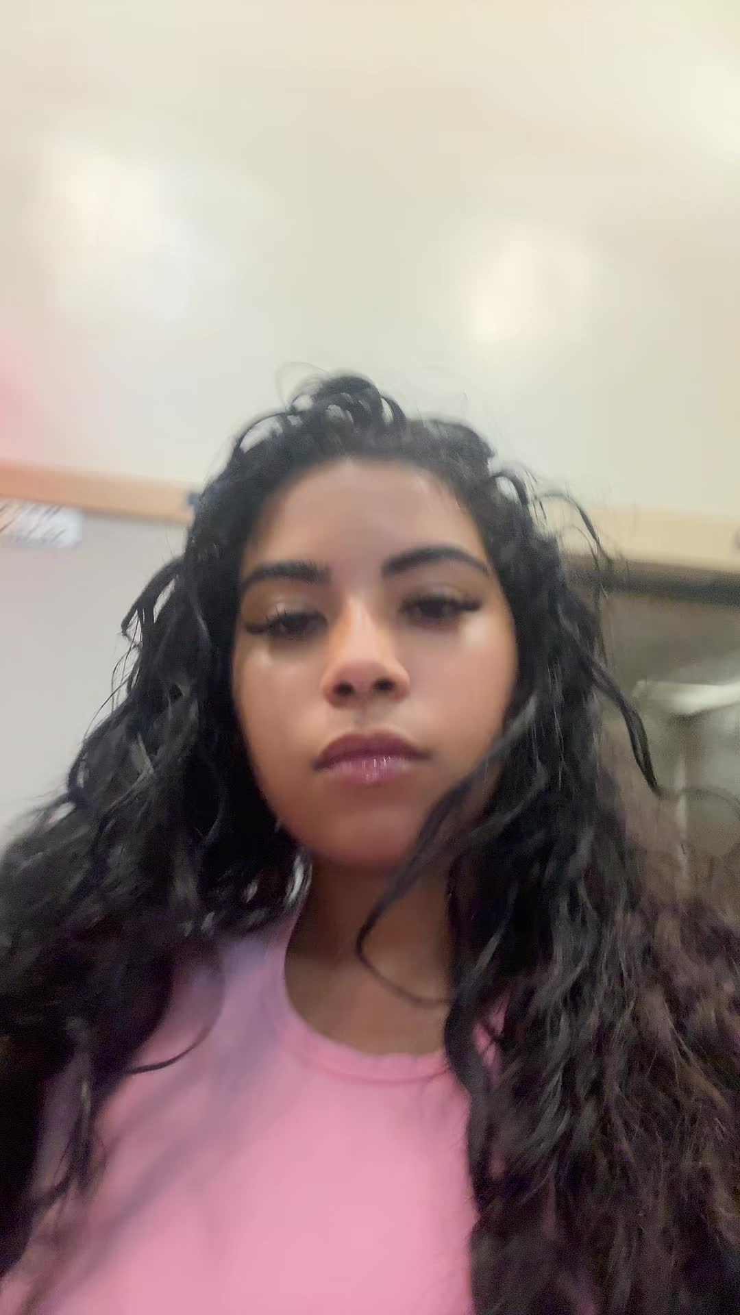 @Theprettydenisse