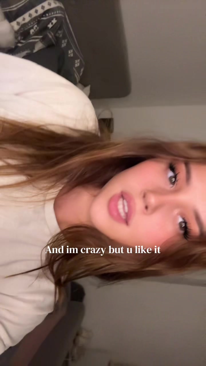 @𝐌𝐀𝐗𝐈𝐍𝐄💖