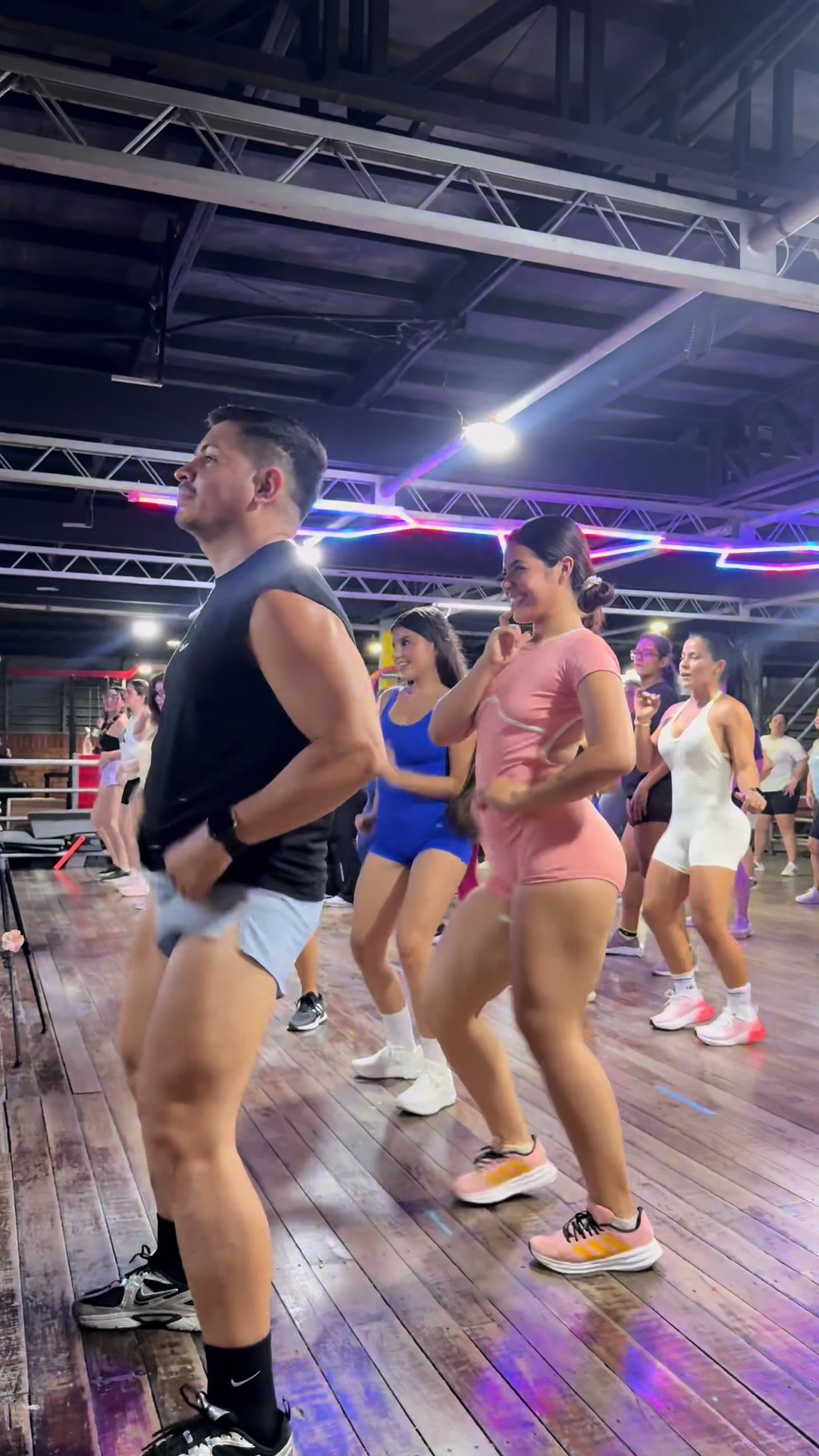 @⚡️🕺JORGE CAICEDO💃⚡️